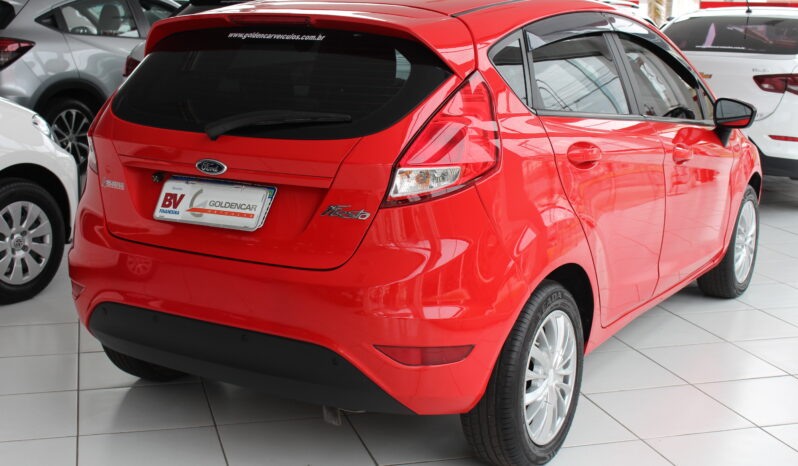  Ford New Fiesta – 2015  cheio