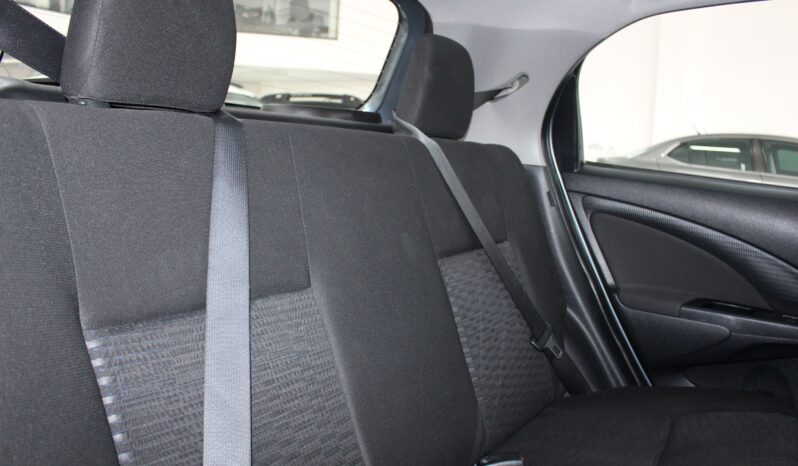 Toyota Etios X – 2015  cheio