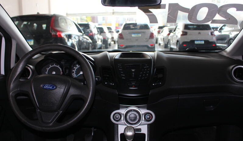  Ford New Fiesta – 2017  cheio