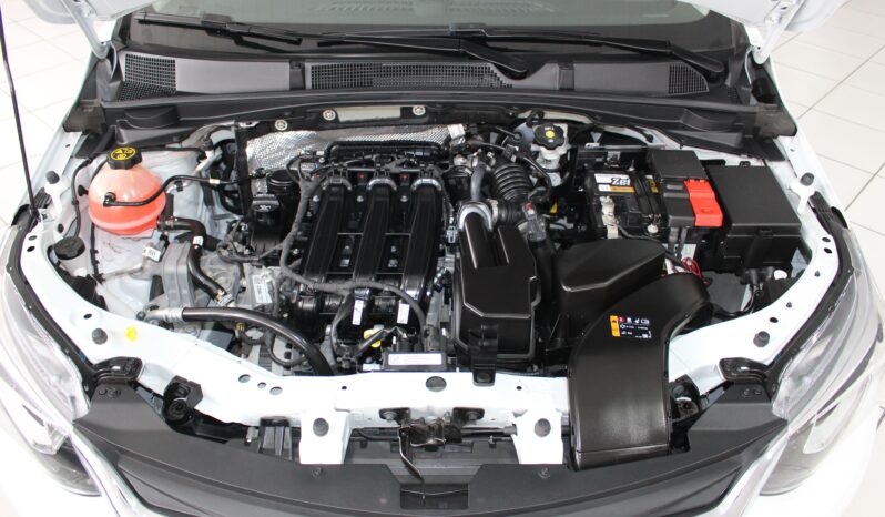  Chevrolet Onix Plus LT – 2023  cheio