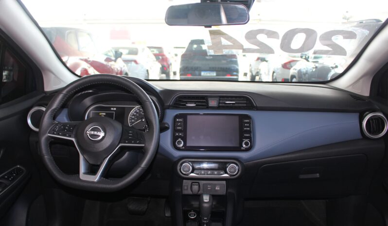  Nissan Versa Exclusive – 2024  cheio