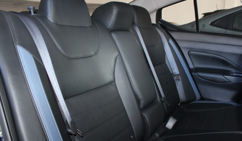  Nissan Versa Exclusive – 2024  cheio
