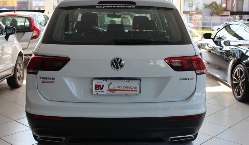  Volkswagen Tiguan Allspace Comfortline – 2018  cheio